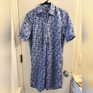 J. McLaughlin Blue Geometric Henley Cotton Knee Length Roll Tab Short Dress